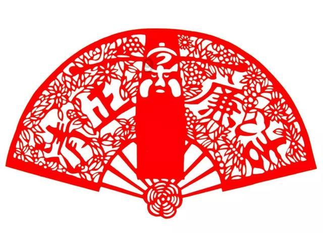 泰国达叻府附近海域发生翻船事故 15名游客安全获救